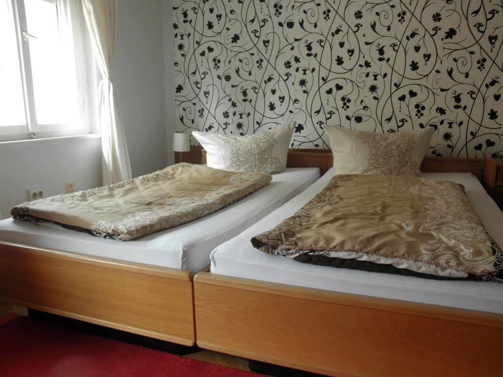 Pension Holzgarten 레겐스부르크 외부 사진