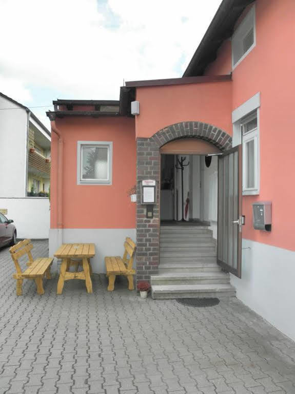 Pension Holzgarten 레겐스부르크 외부 사진
